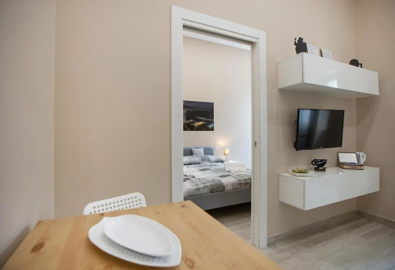 *****  Bed and Breakfast Casa Cavaliere Nápoles Italia