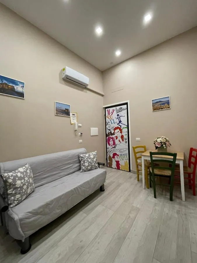Bed and Breakfast Casa Cavaliere Neapol 5*,